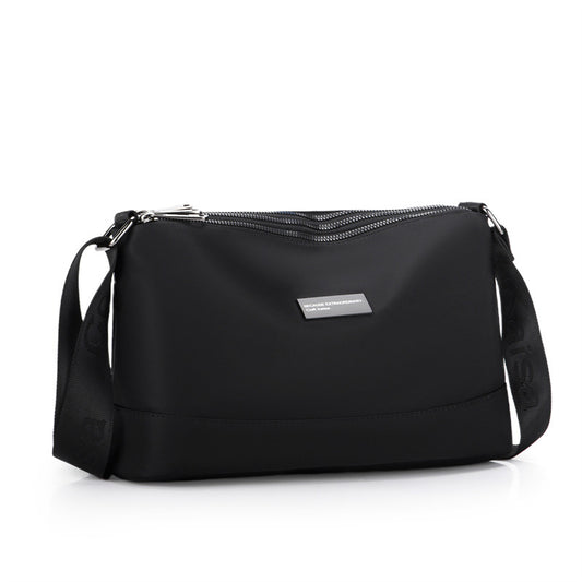 TB00235 အမိုက်စား ဘေးလွယ်အိတ်