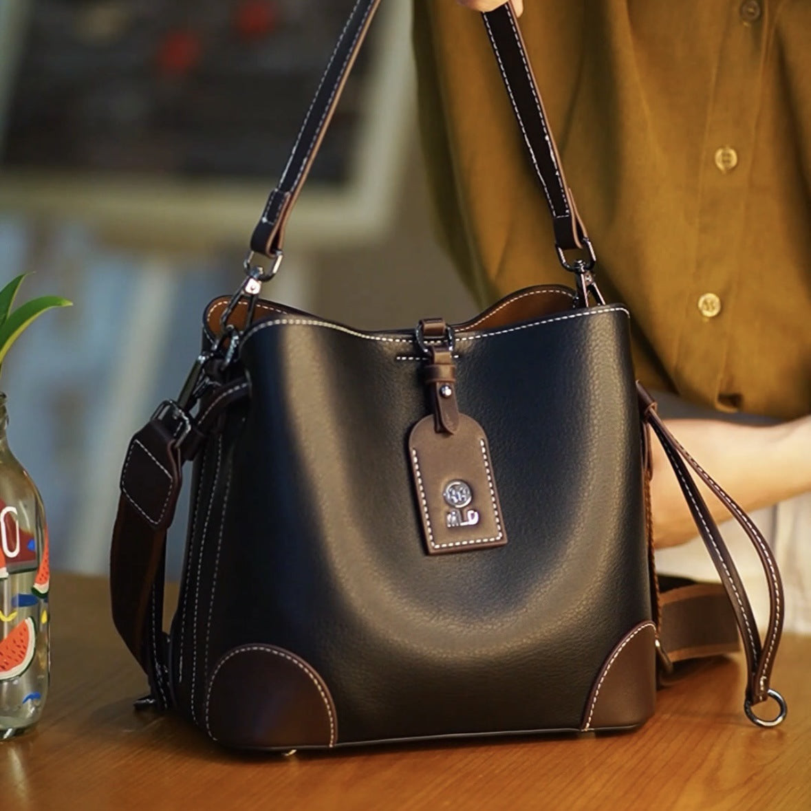 TB00353 အရည်အသွေးမြင့် Leather အိတ်