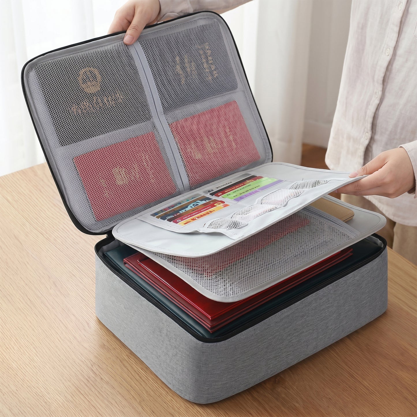 MB08098 Multi-functional Document Bag