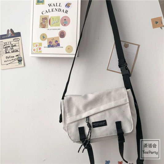 TB00584 Stylish small square bag