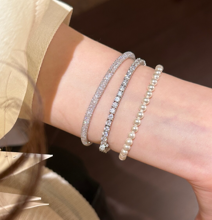 MJ08254 Money Bag Bracelet