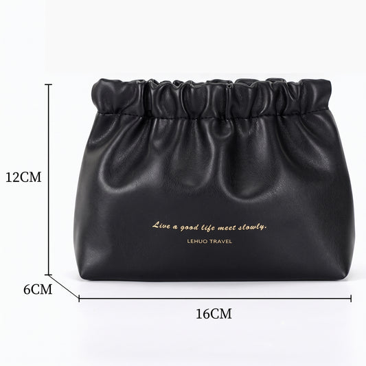 MB08331 Spring Leather Pouch