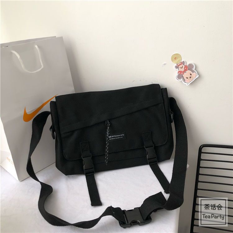 TB00584 Stylish small square bag