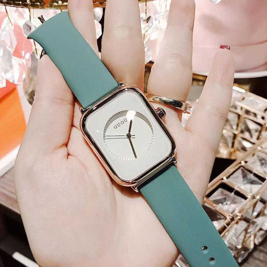 MW00014 လှပသေသပ်ကိုယ်ထည်နဲ့ ထိပ်တန်းနာမည်ကြီး GUOUတံဆိတ် မိန်းက‌‌လေး၀တ်လက်ပက်နာရီ
