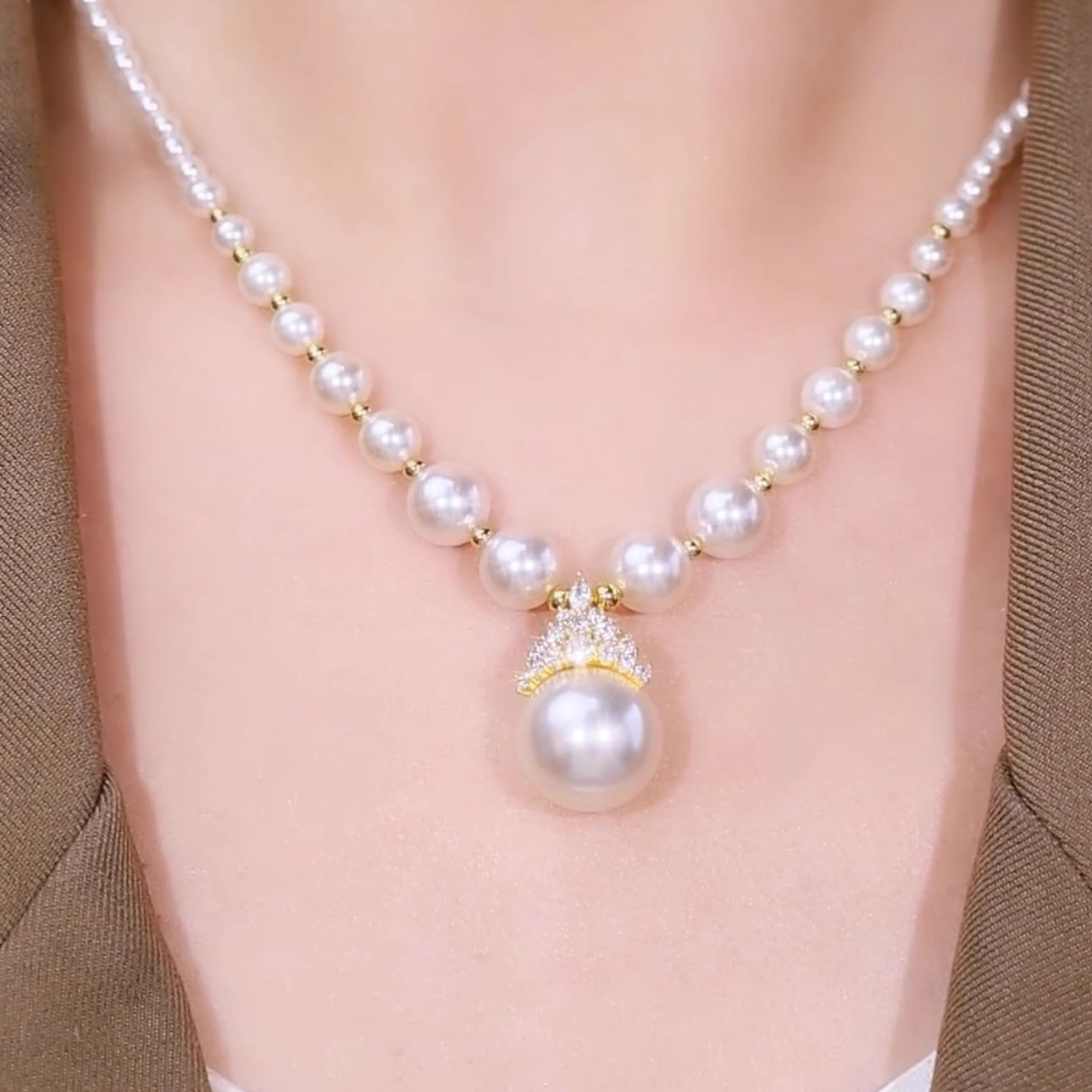 MJ06121 Pearl necklace
