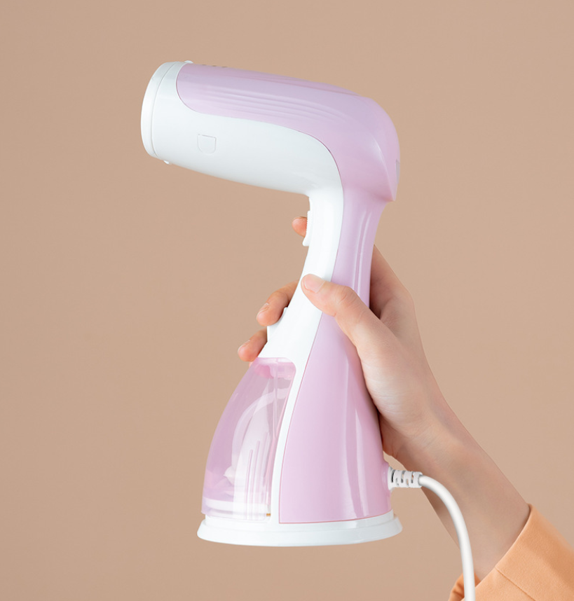 MH08191  Steam Iron